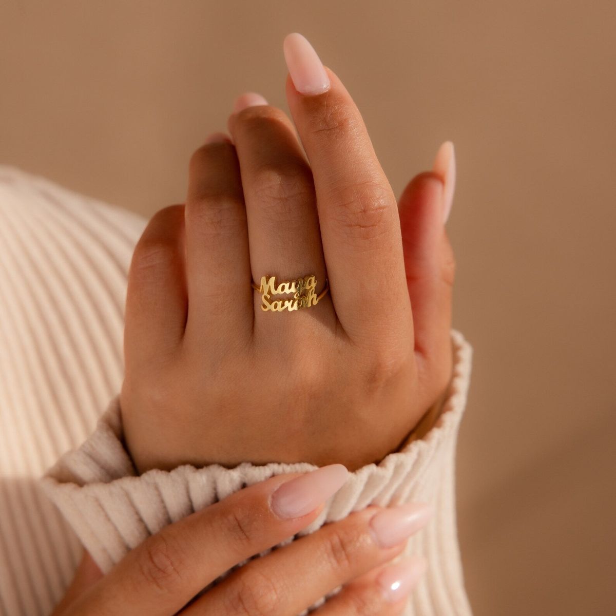 Cutomize couple name ring