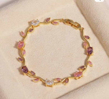 Trendy Tulip Bracelet 🌷 Elegant Floral Bracelet for Women