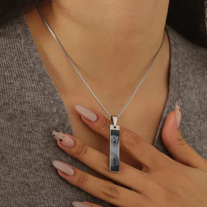 Customize eye pendant With back name